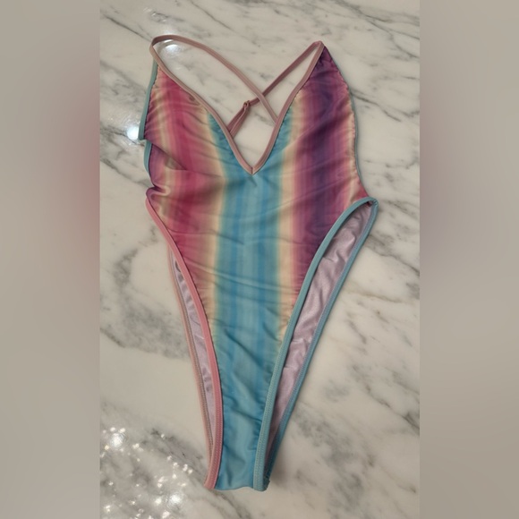 Lovers and Friends bathing suit, S, barely worn - Picture 2 of 5